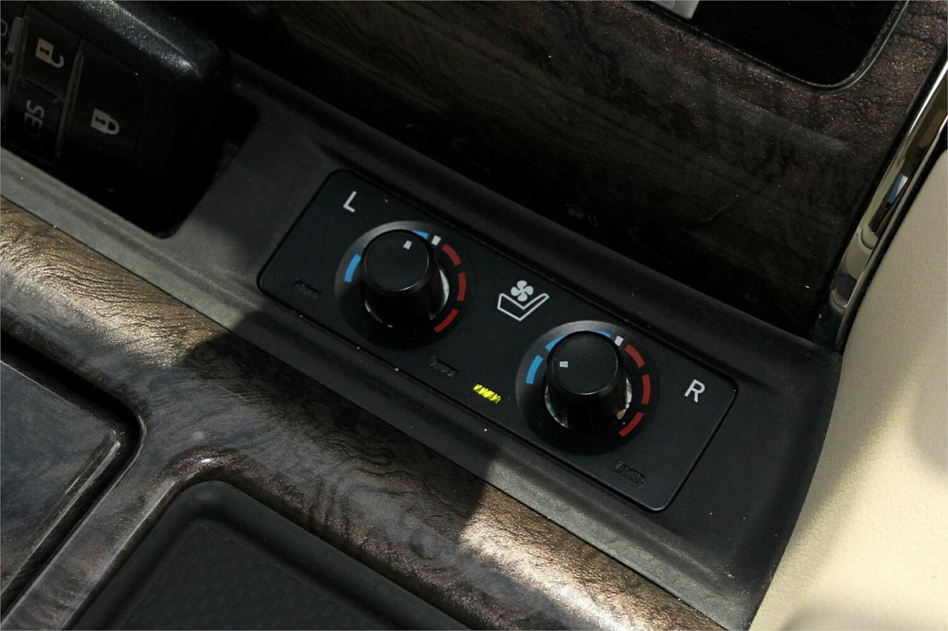 2021 Toyota Alphard Executive Lounge (hybrid)-20 2021 Toyota Alphard Executive Lounge (hybrid)-20