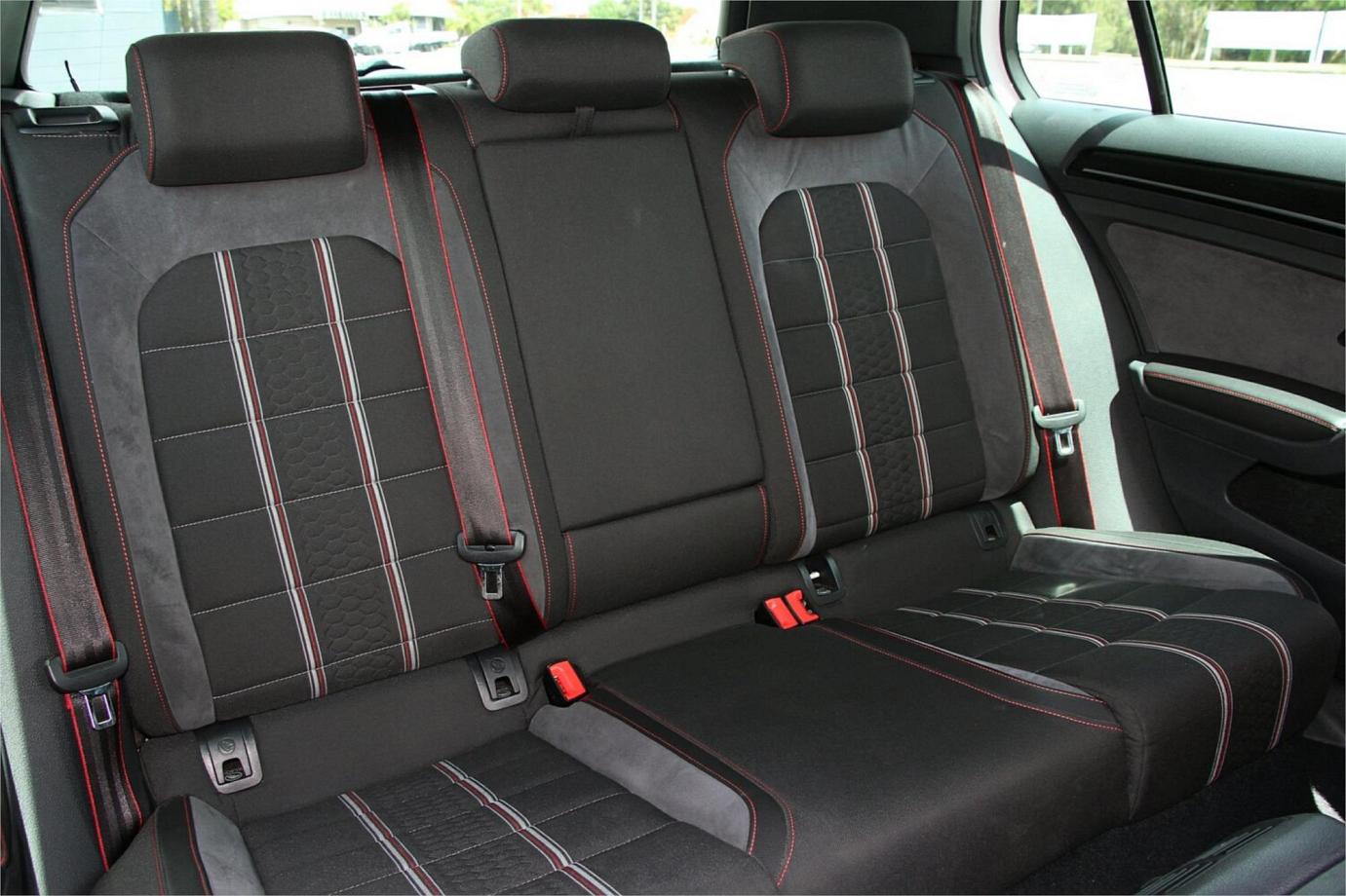 2016 Volkswagen Golf Gti 40 Years-3