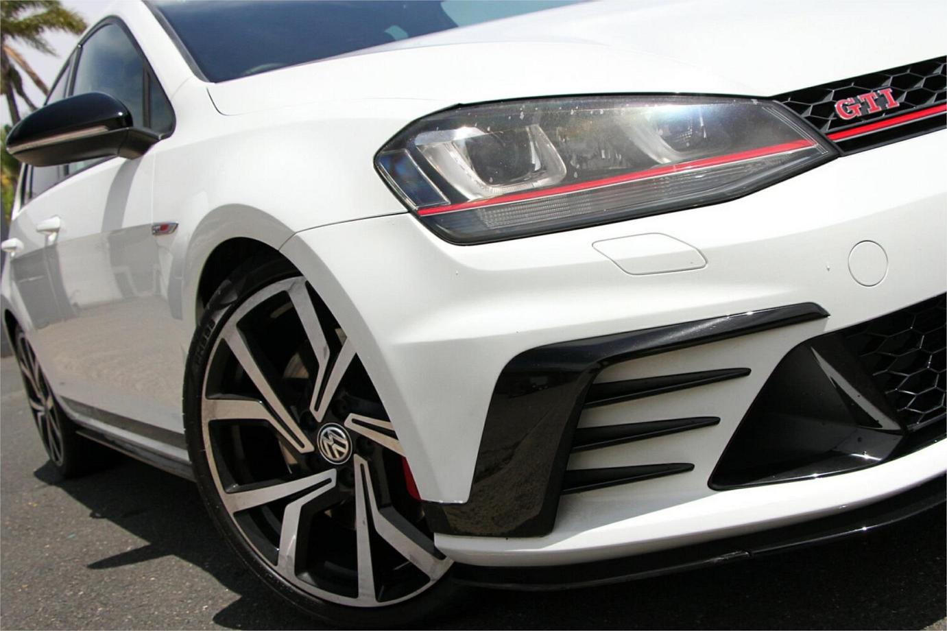 2016 Volkswagen Golf Gti 40 Years-12