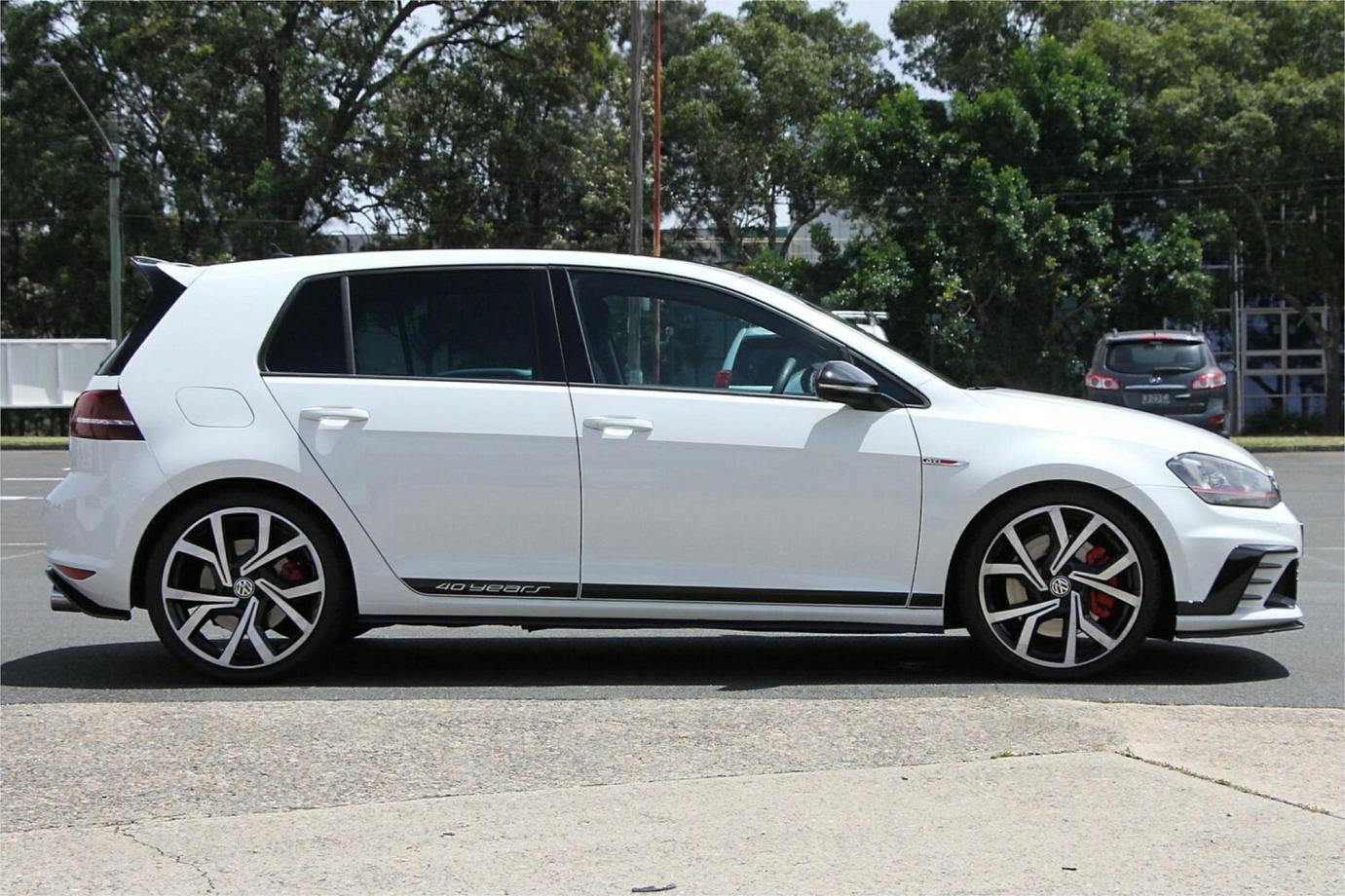 2016 Volkswagen Golf Gti 40 Years-13