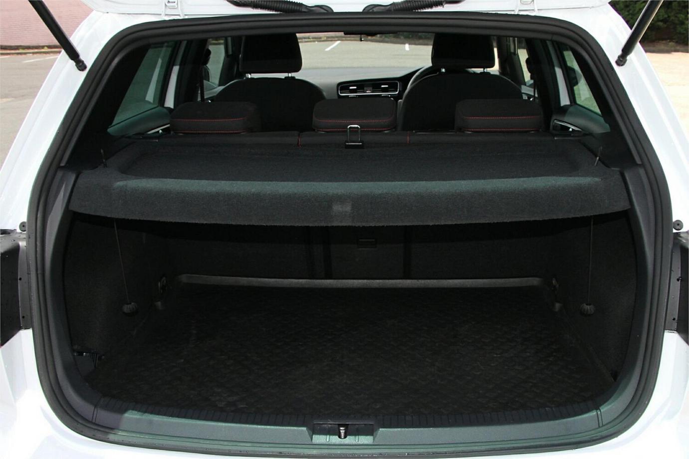 2016 Volkswagen Golf Gti 40 Years-16