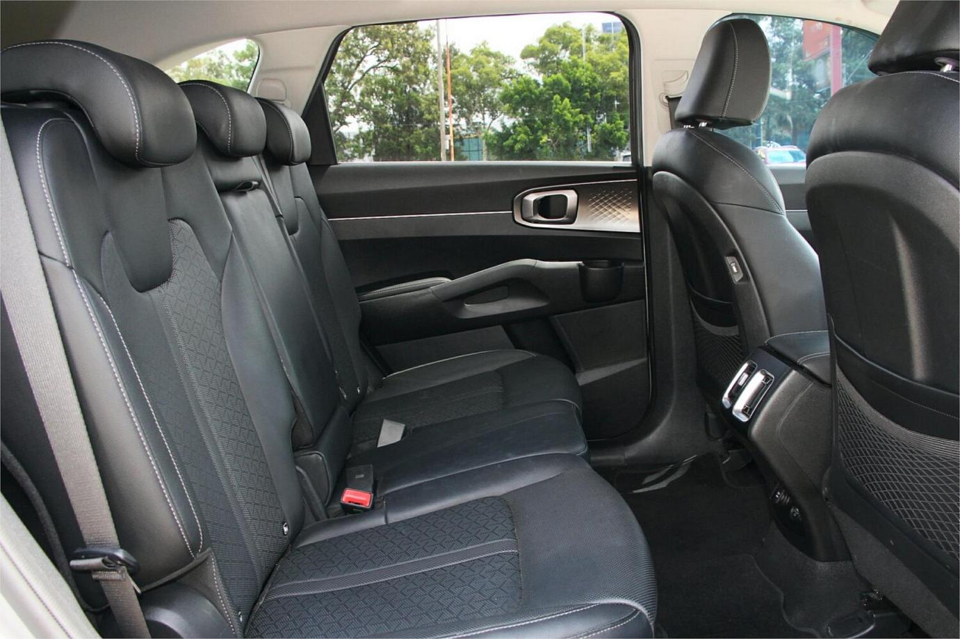 2020 Kia Sorento Sport+-25