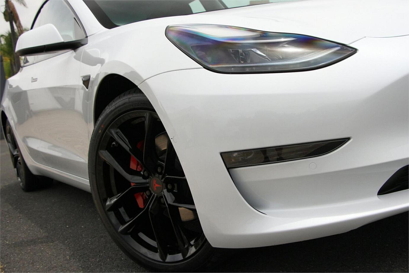 2022 Tesla Model 3 Long Range-12