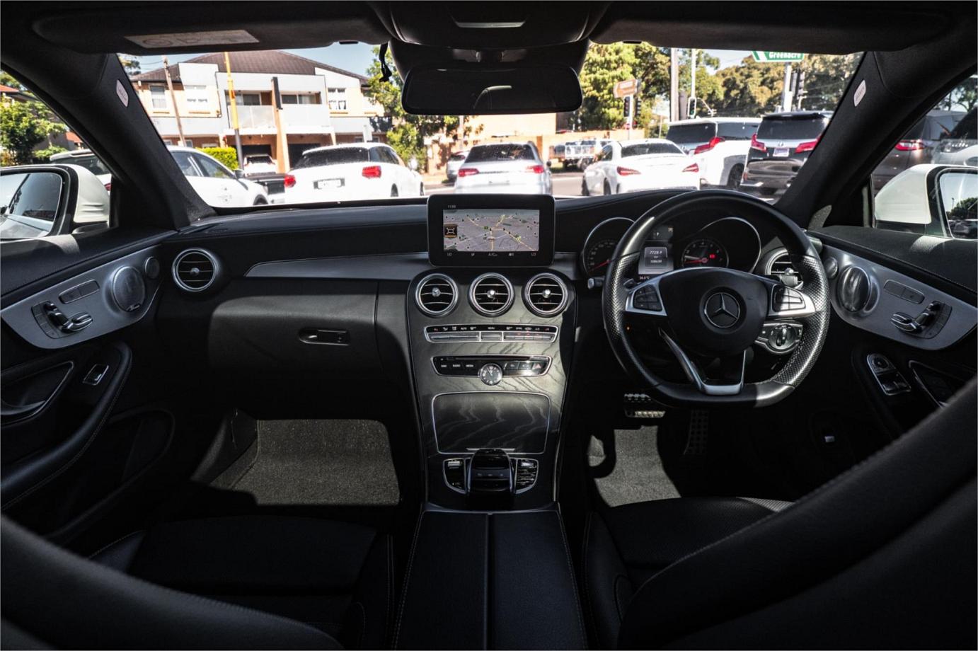 2018 Mercedes-benz C-class C300-11