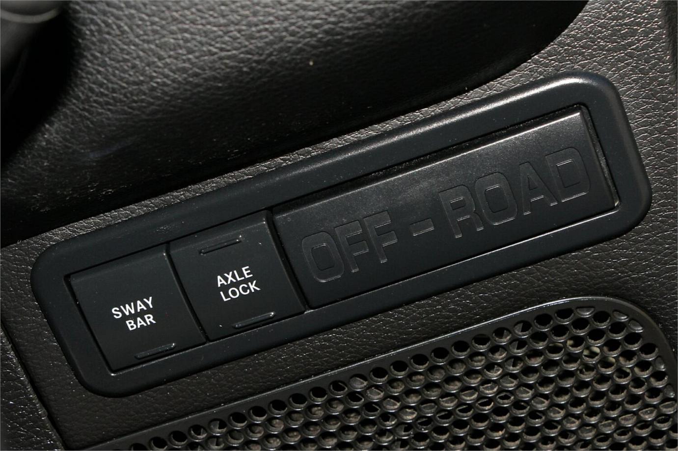 2013 Jeep Wrangler Unlimited Rubicon-10 2013 Jeep Wrangler Unlimited Rubicon-10