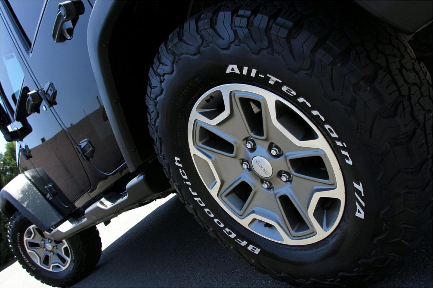 2013 Jeep Wrangler Unlimited Rubicon-20 2013 Jeep Wrangler Unlimited Rubicon-20