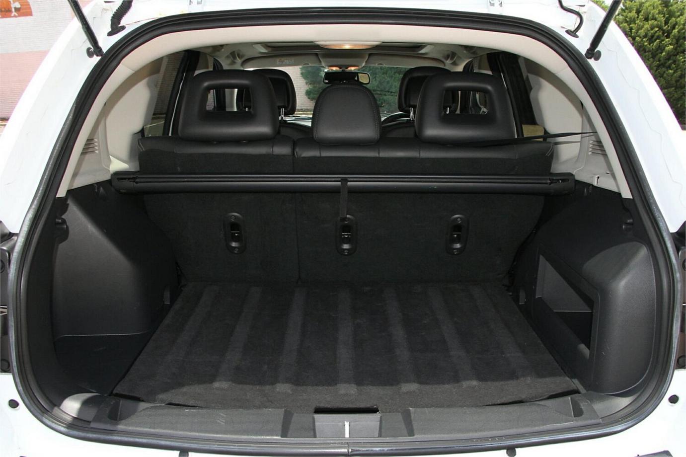 2015 Jeep Compass North-16