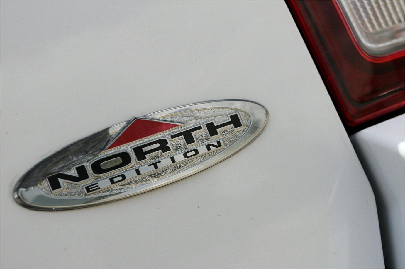 2015 Jeep Compass North-17