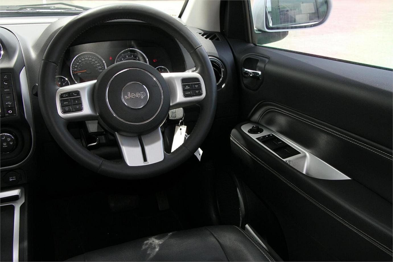 2015 Jeep Compass North-23