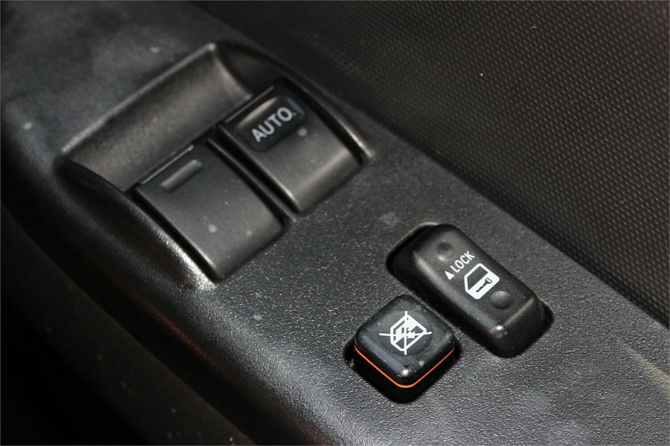 2018 Toyota Hiace Dx (camper Kit)-10