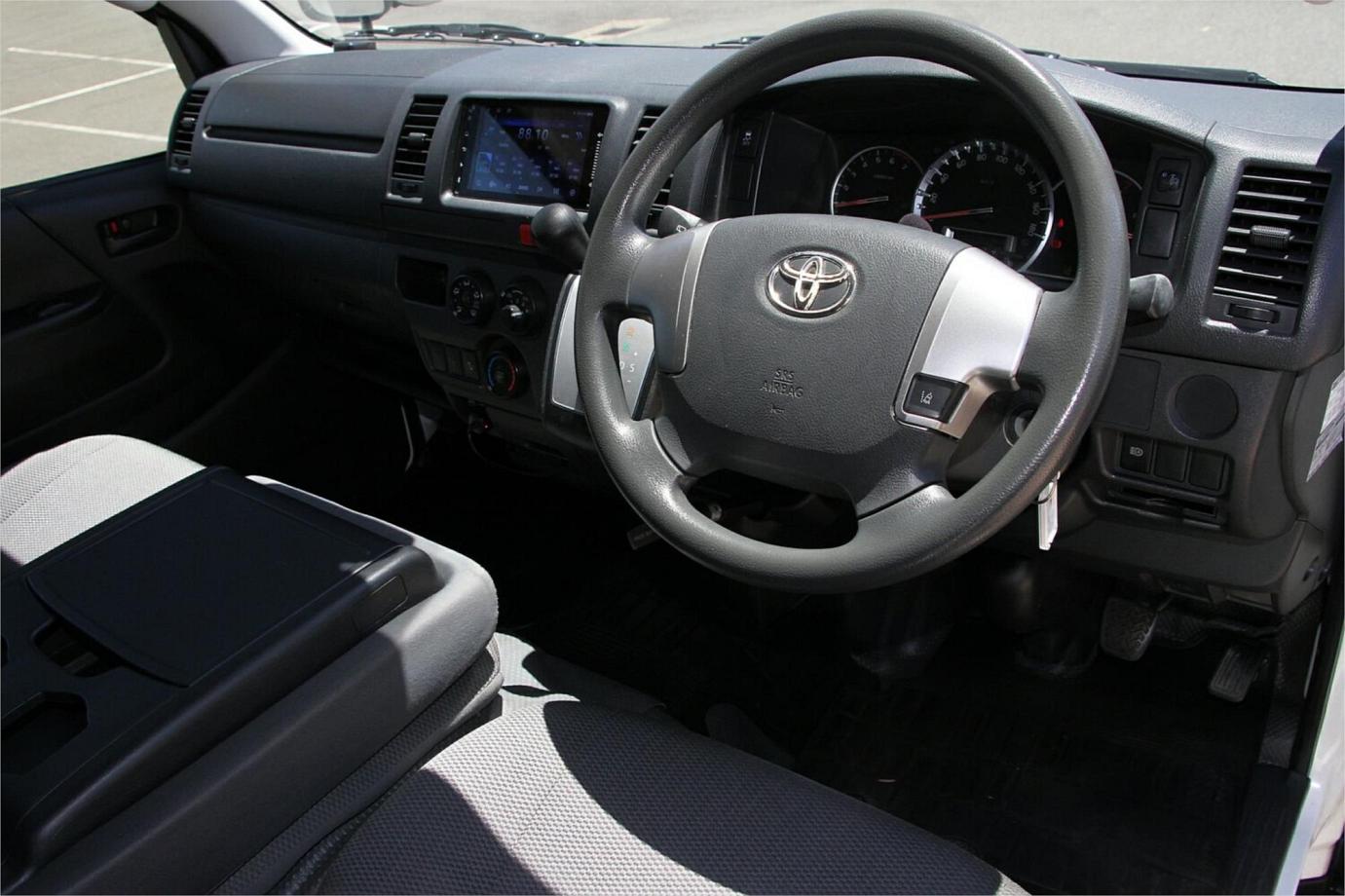 2018 Toyota Hiace Dx (camper Kit)-25