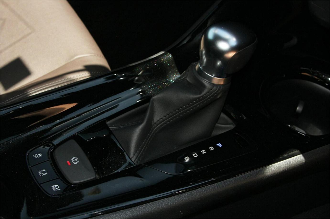 2018 TOYOTA C-HR G (HYBRID)-7