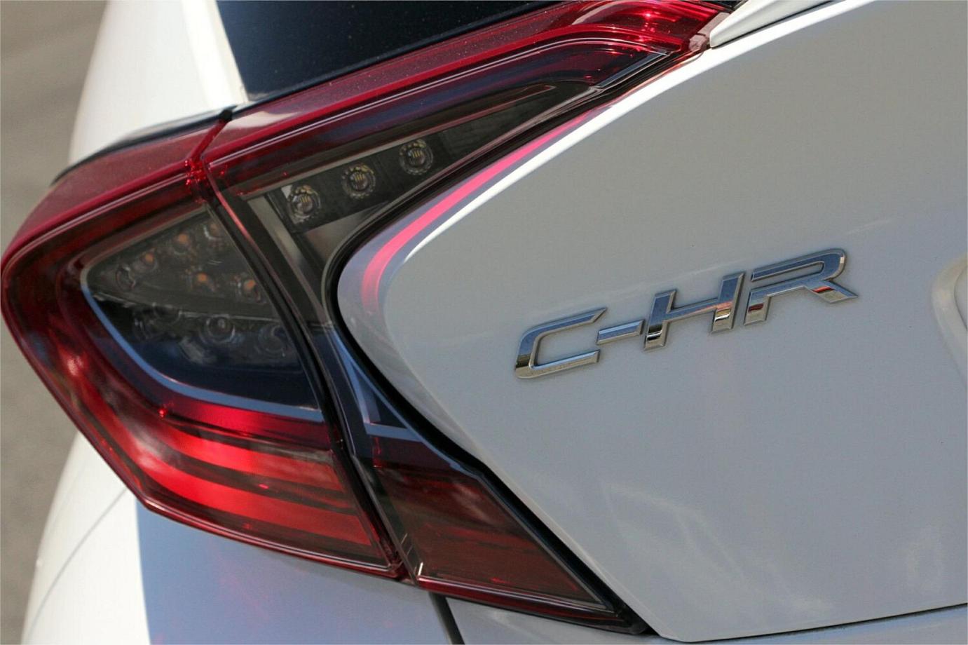 2018 TOYOTA C-HR G (HYBRID)-18