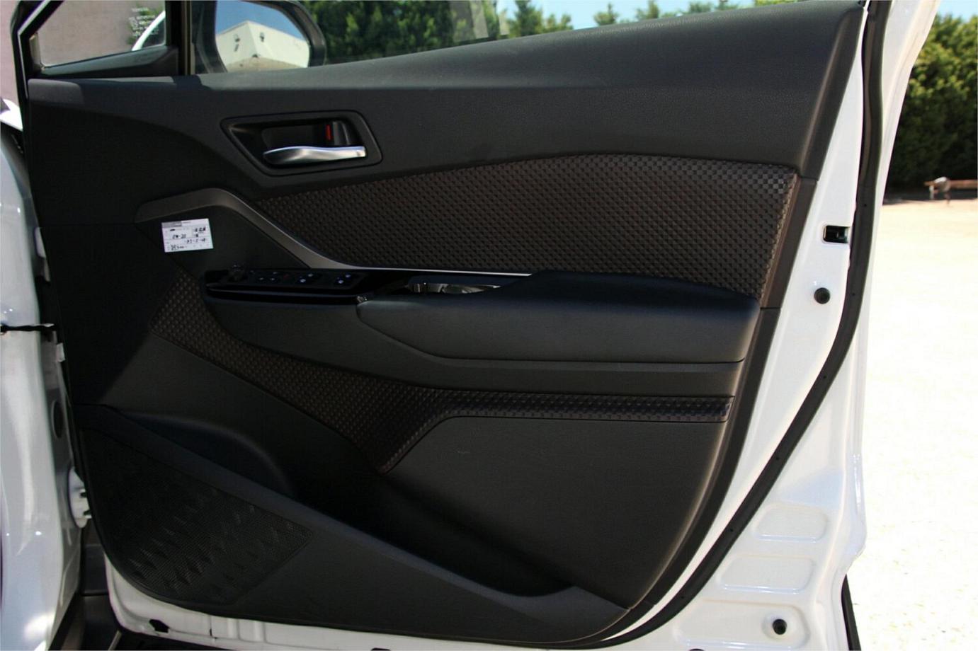 2018 TOYOTA C-HR G (HYBRID)-22