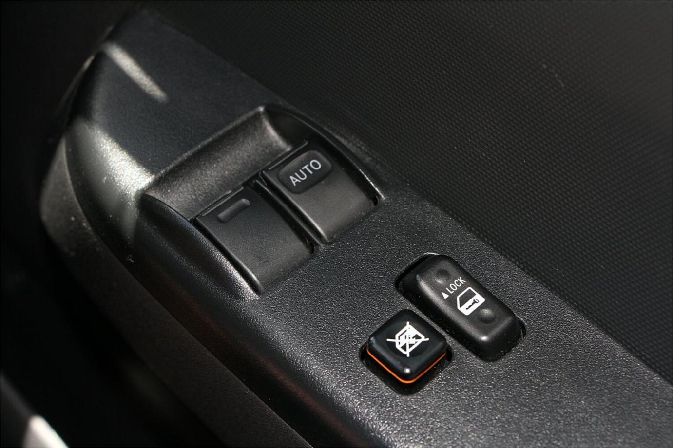 2019 Toyota Hiace Dx (camper Kit)-13