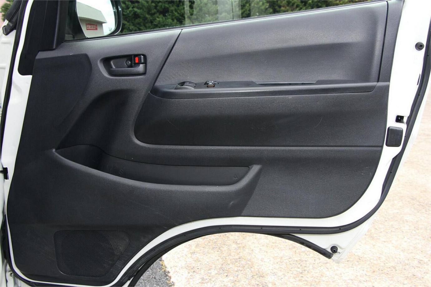 2019 Toyota Hiace Dx Gl Package (camper Kit)-25