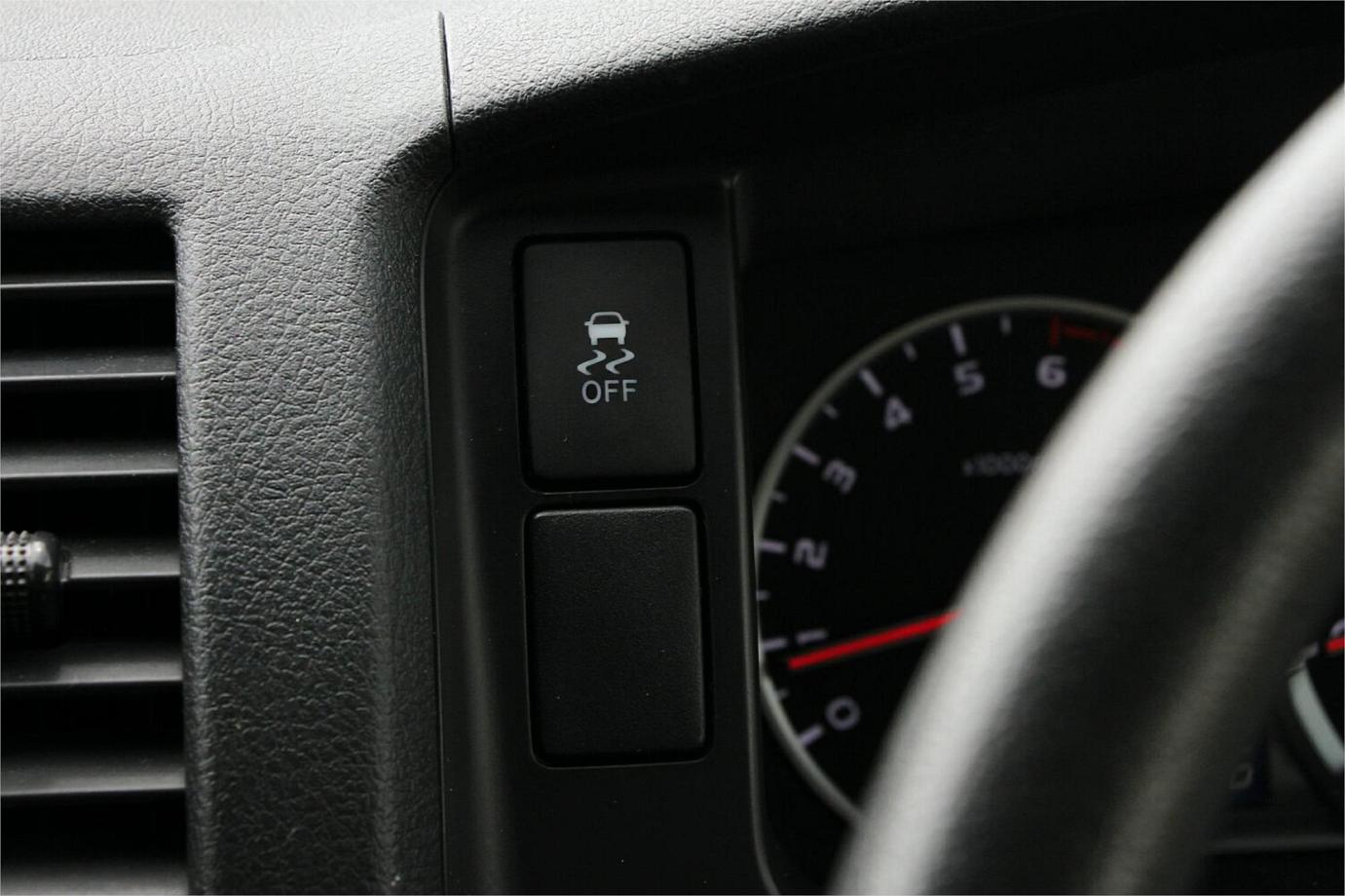 2018 Toyota Hiace Dx (camper Kit)-14