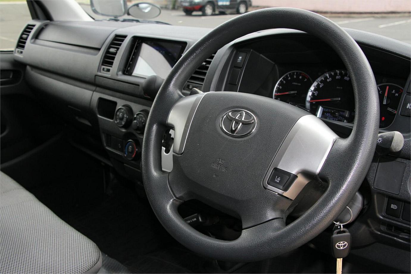 2018 Toyota Hiace Dx (camper Kit)-28