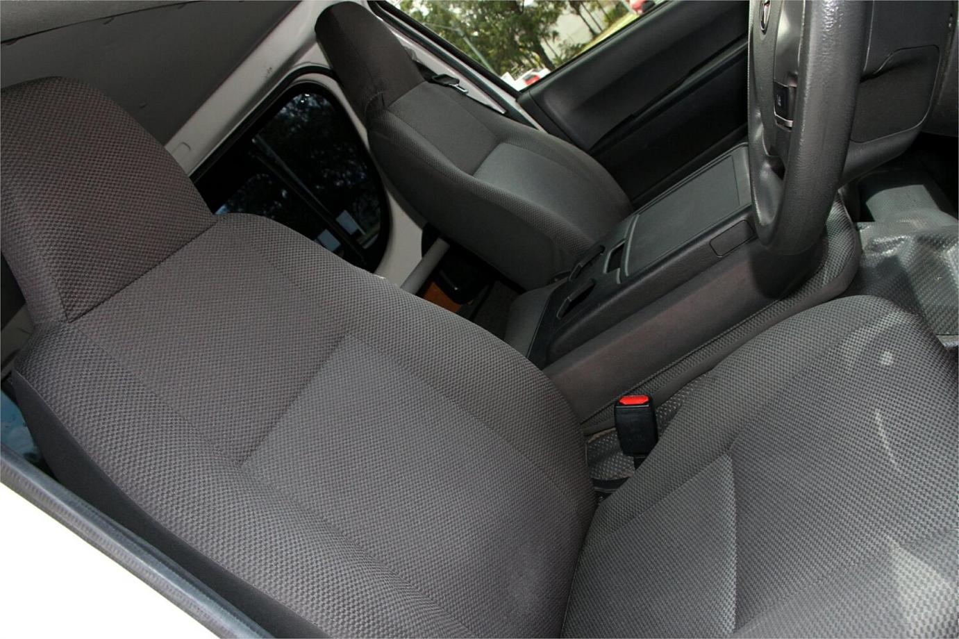 2018 Toyota Hiace Dx (camper Kit)-2