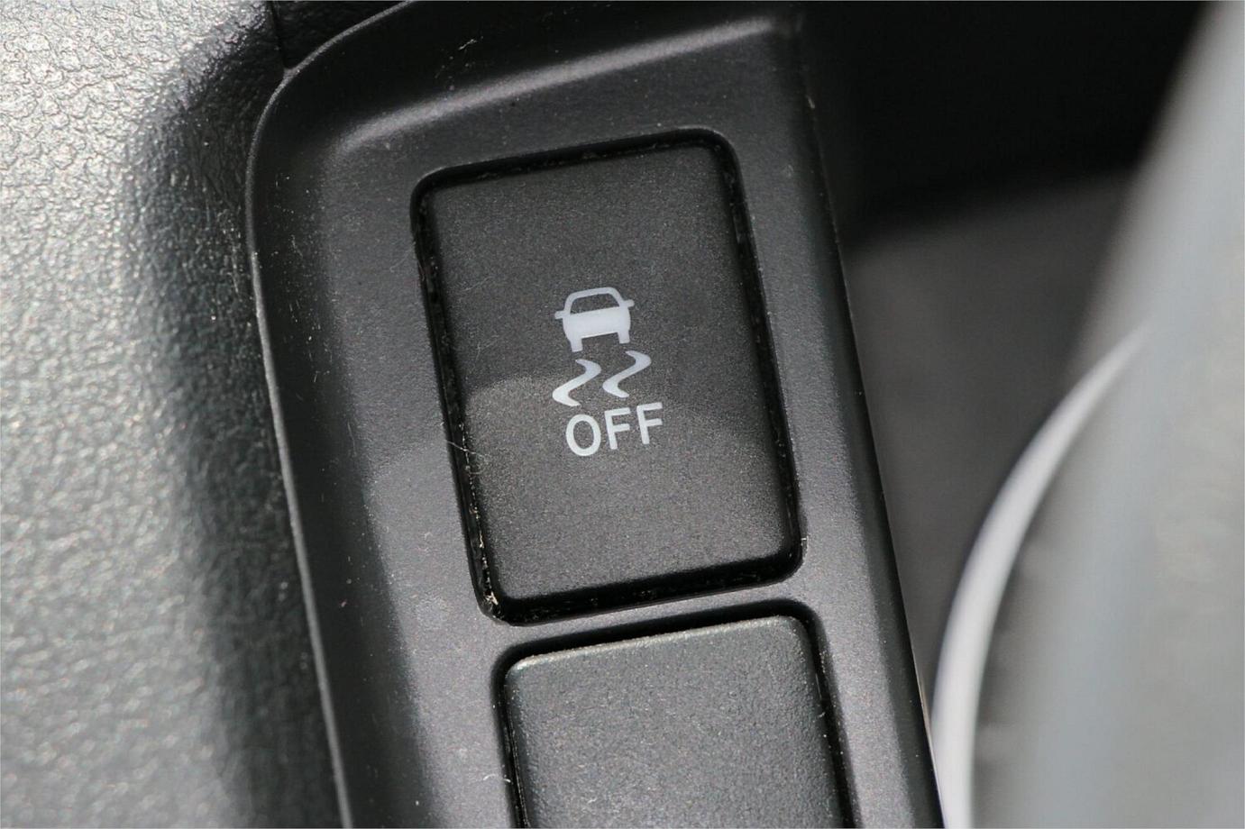 2018 Toyota Hiace Dx (camper Kit)-12