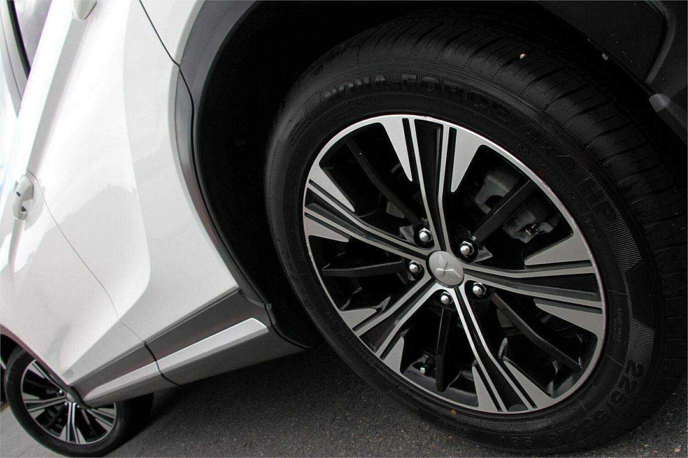 2018 Mitsubishi Eclipse Cross Ls-20