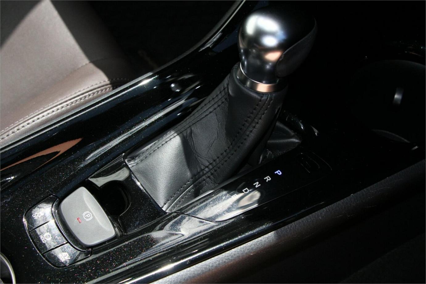 2018 TOYOTA C-HR G TWO TONE (HYBRID)-7 2018 TOYOTA C-HR G TWO TONE (HYBRID)-7