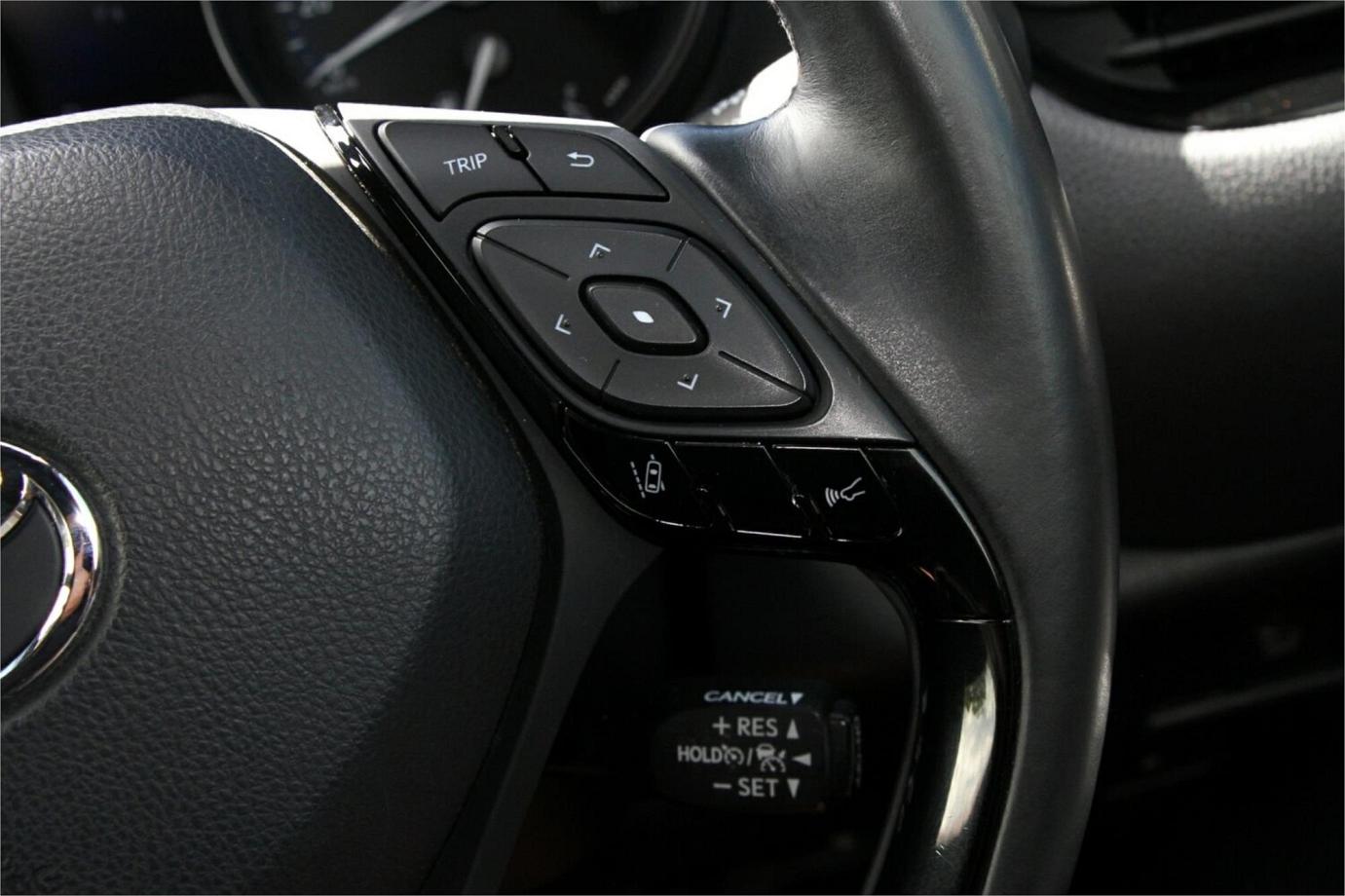 2018 TOYOTA C-HR G TWO TONE (HYBRID)-9 2018 TOYOTA C-HR G TWO TONE (HYBRID)-9