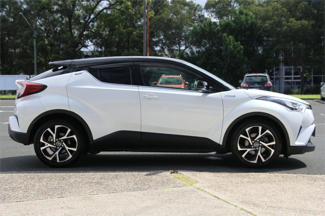 2018 TOYOTA C-HR G TWO TONE (HYBRID)-13 2018 TOYOTA C-HR G TWO TONE (HYBRID)-13