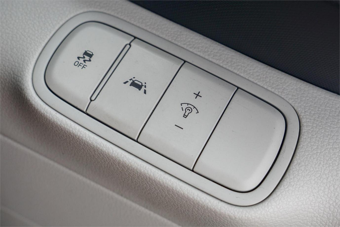 2021 Hyundai Venue Elite-13