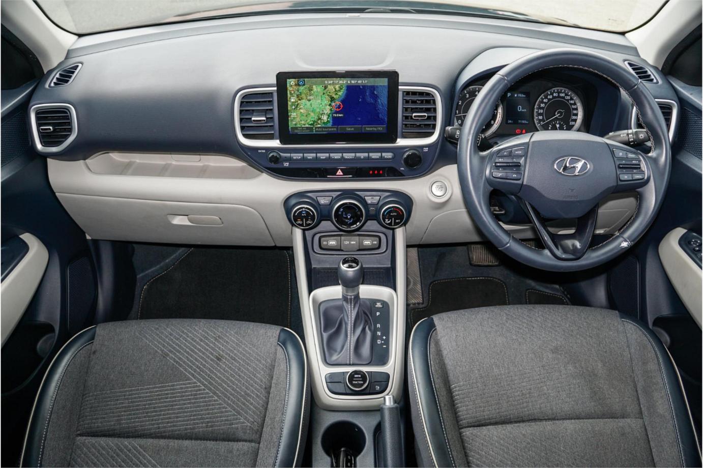 2021 Hyundai Venue Elite-22