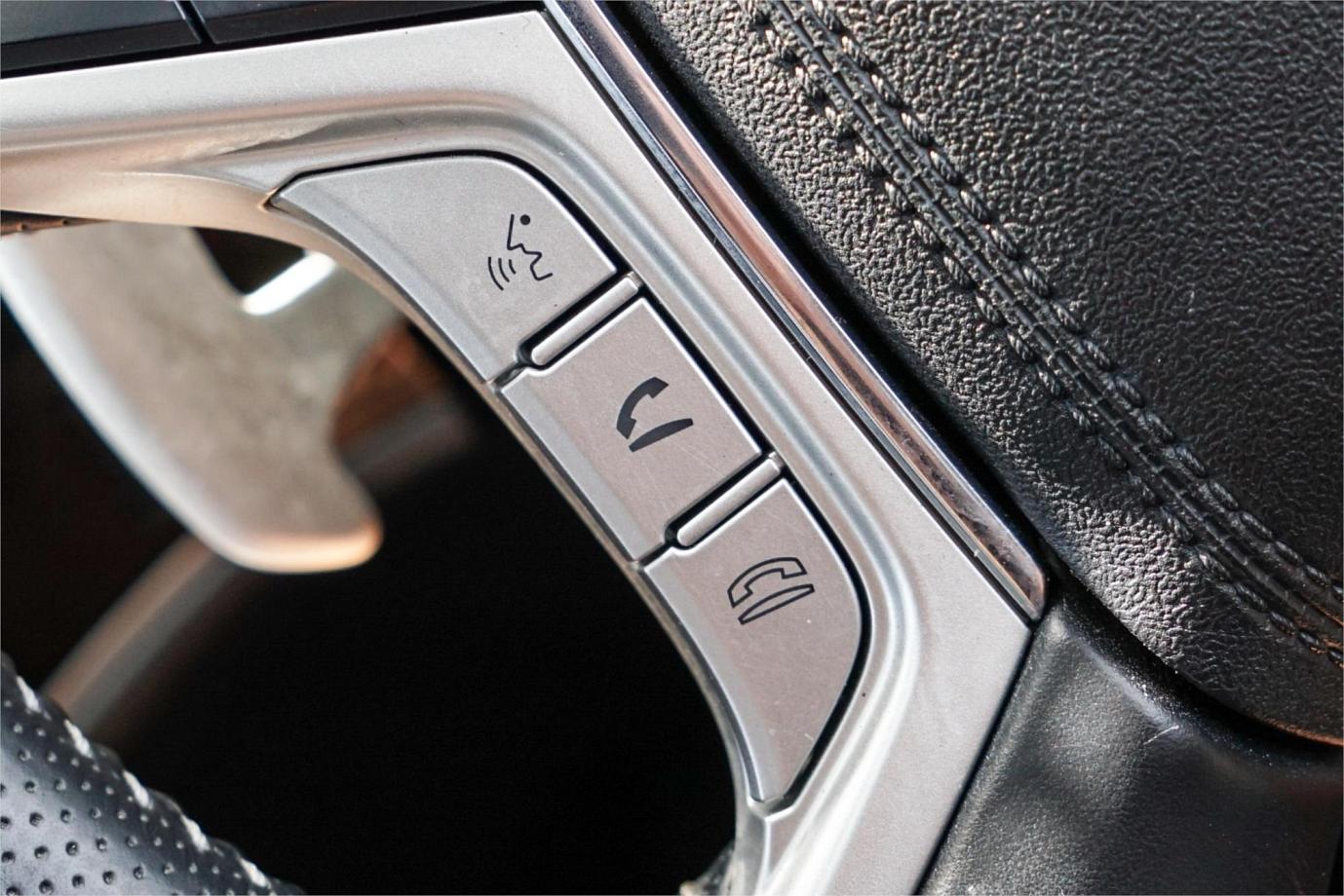 2018 Mitsubishi Outlander Phev Exceed-10