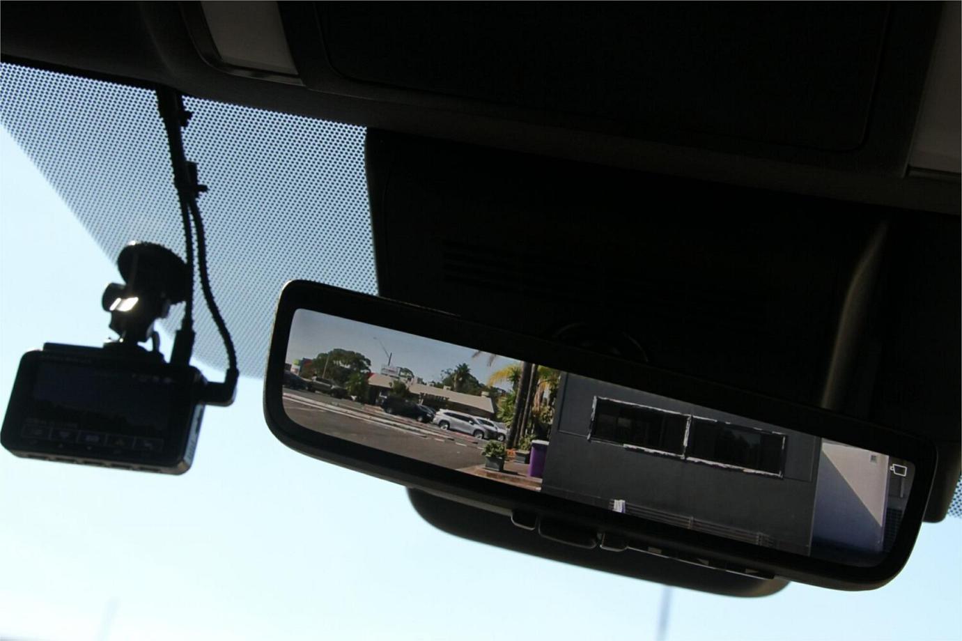 2023 Toyota Alphard Z (hybrid)-10