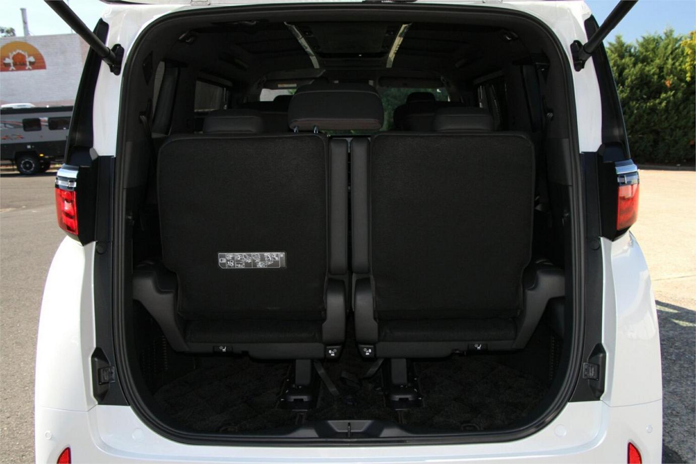 2023 Toyota Alphard Z (hybrid)-15