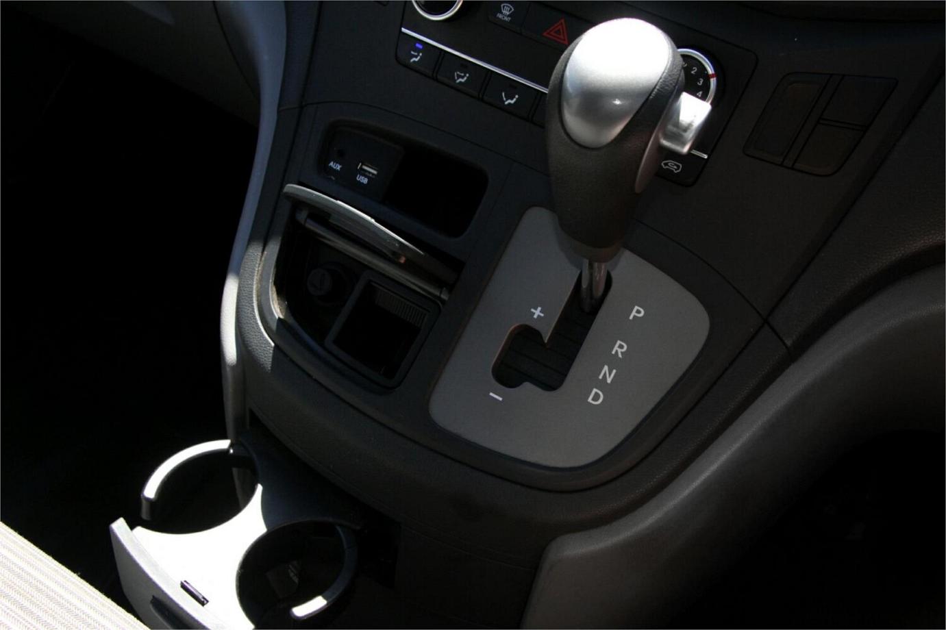 2020 Hyundai Iload-8