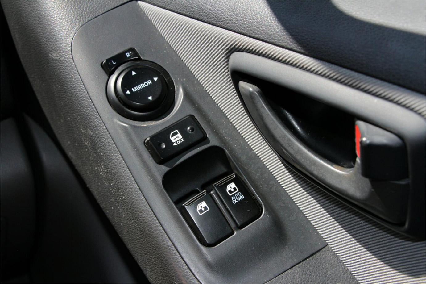 2020 Hyundai Iload-11