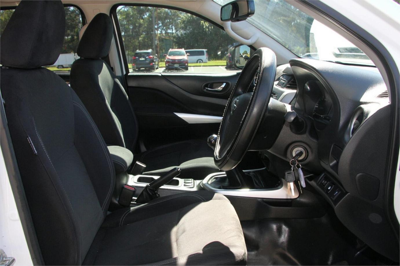 2018 Nissan Navara Rx-6