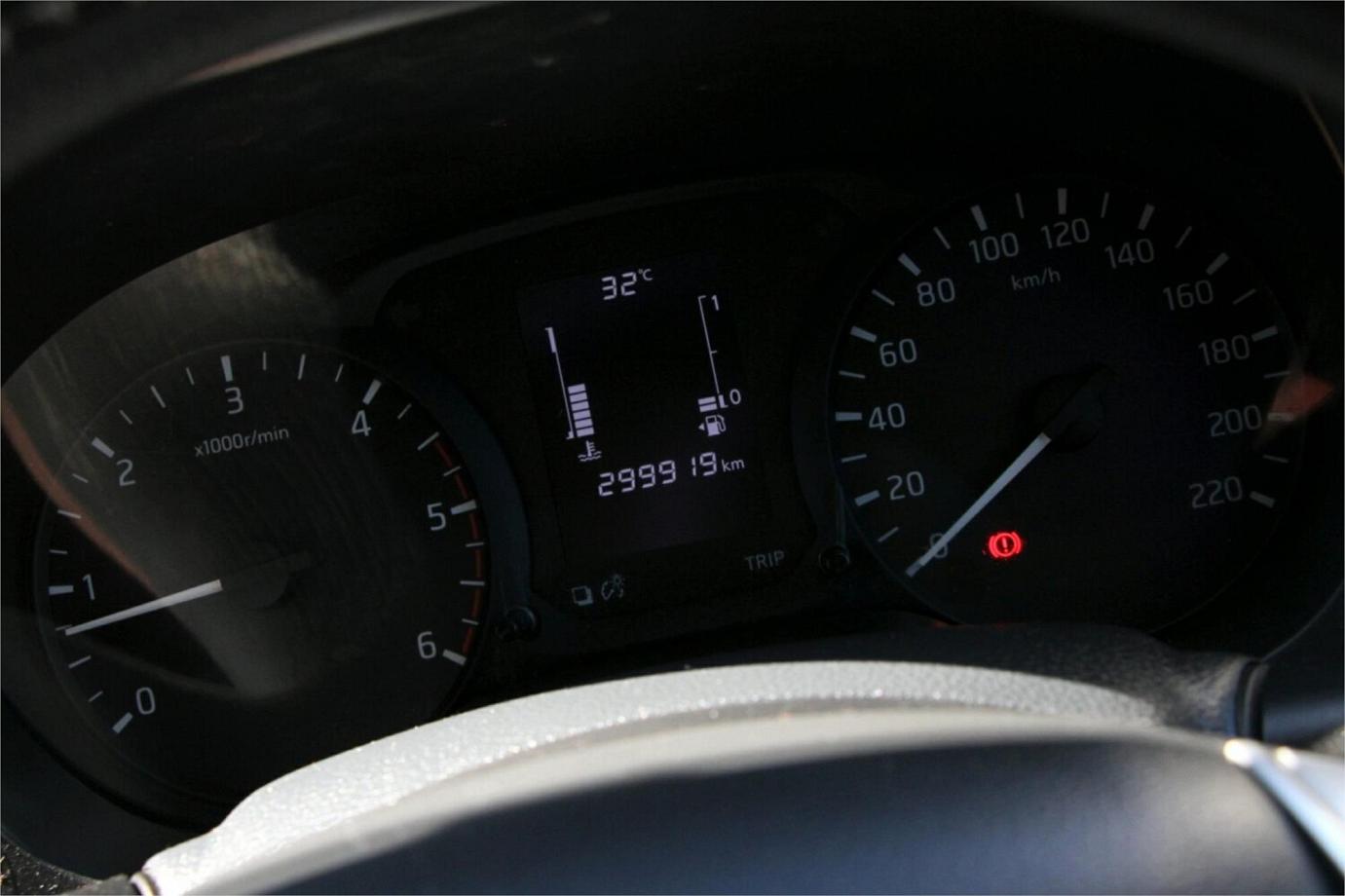 2018 Nissan Navara Rx-9