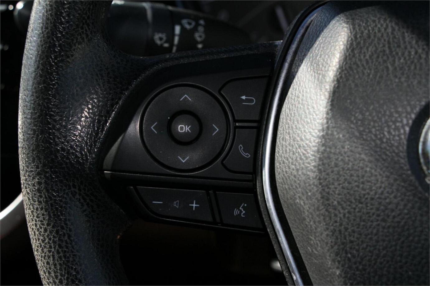 2019 Toyota Camry Ascent-7