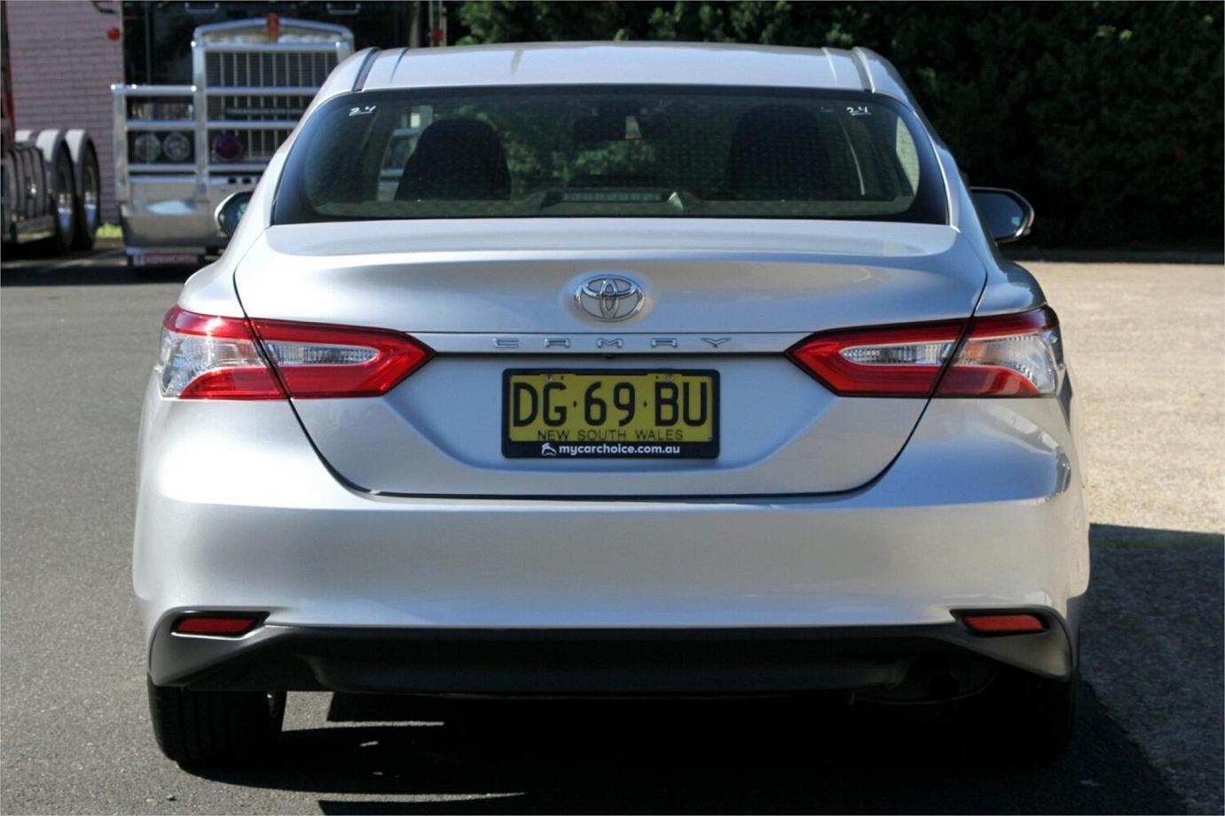 2019 Toyota Camry Ascent-15