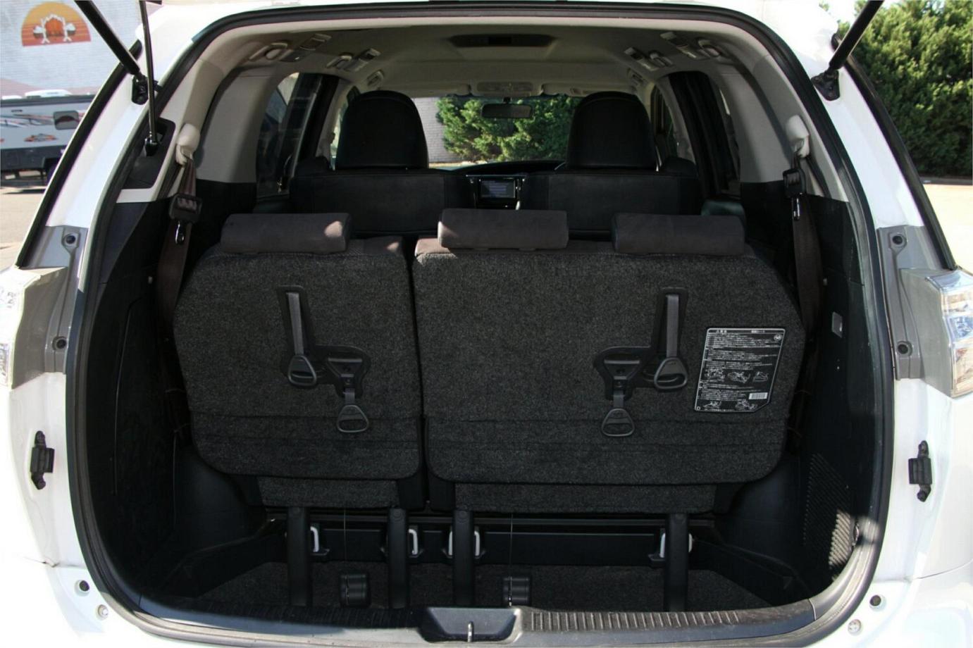 2014 Toyota Estima Aeras Premium-16