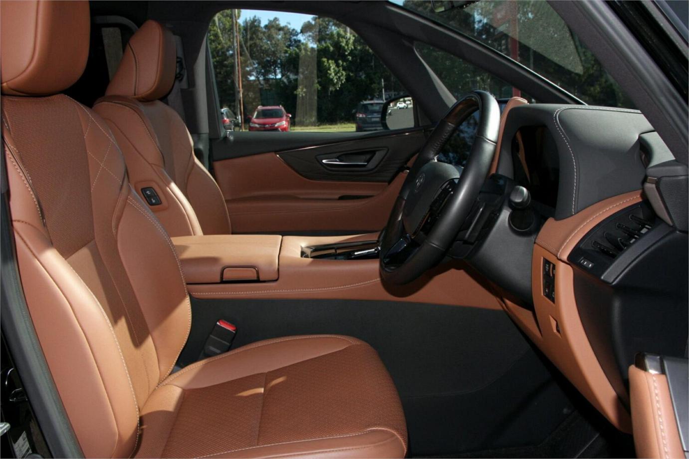 2024 Toyota Vellfire Z Premier (hybrid)-25