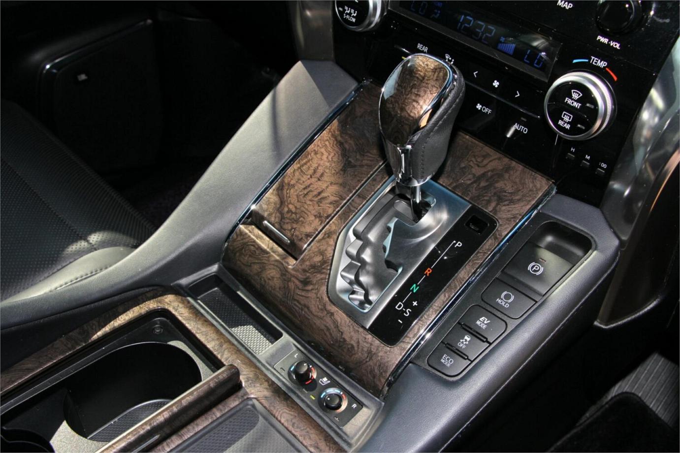 2021 Toyota Alphard Executive Lounge (hybrid)-10