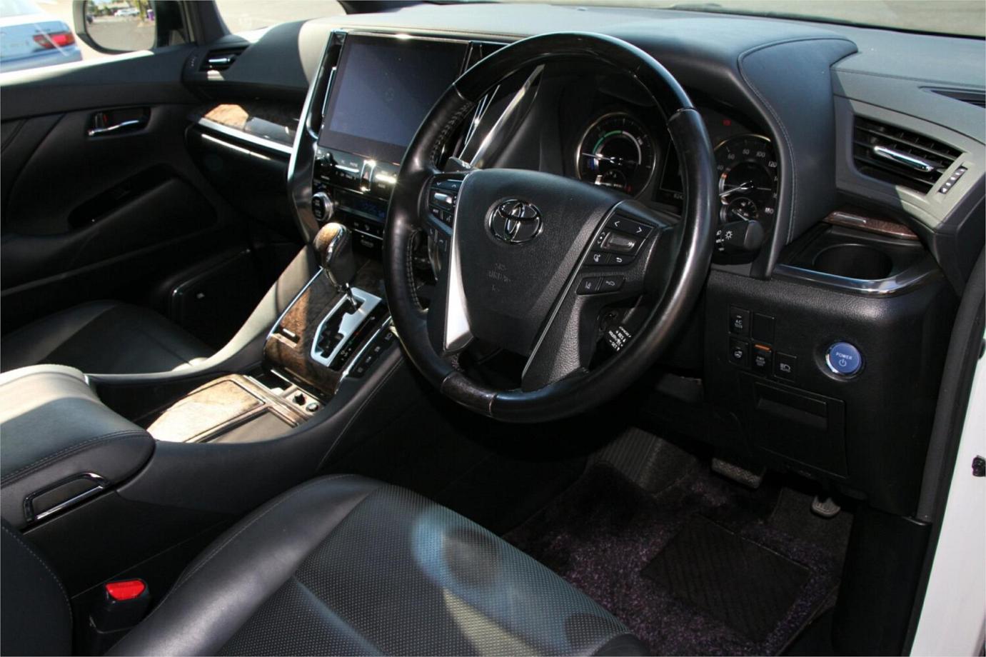 2021 Toyota Alphard Executive Lounge (hybrid)-25