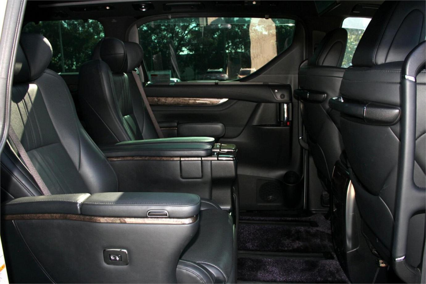 2021 Toyota Alphard Executive Lounge (hybrid)-27