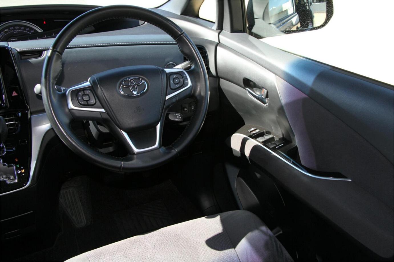 2019 Toyota Estima Aeras-26