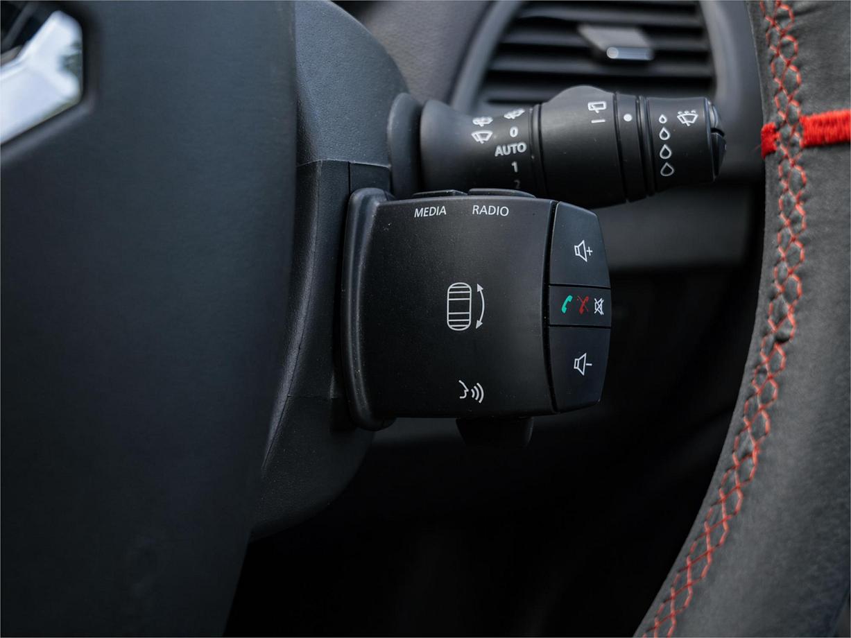 2014 Renault Megane R.s. 275 Trophy-16