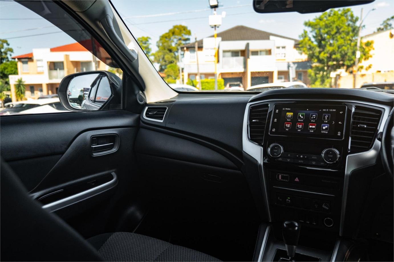 2018 Mitsubishi Triton Gls-24