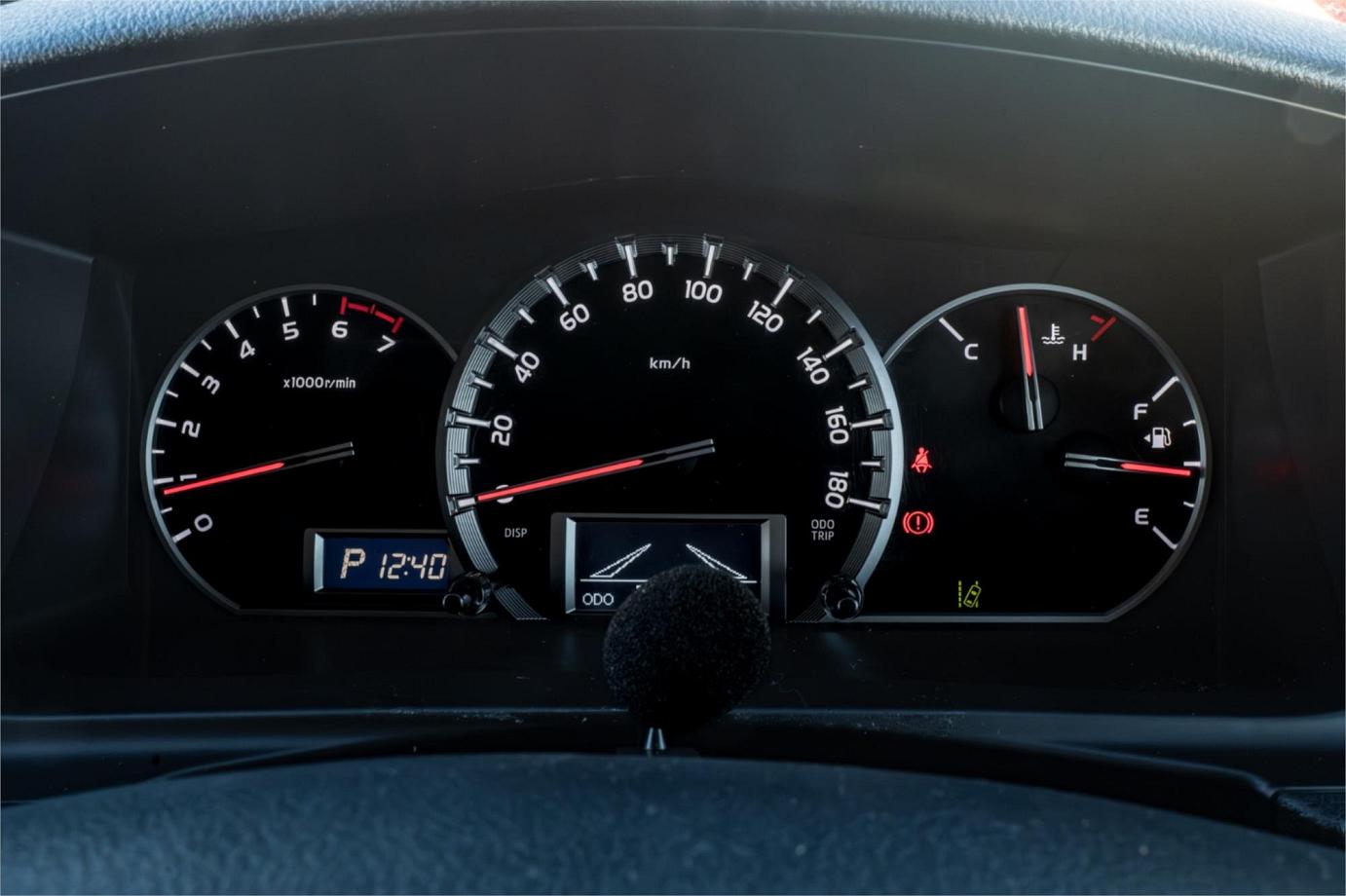 2019 Toyota Hiace Dx (camper Kit)-8