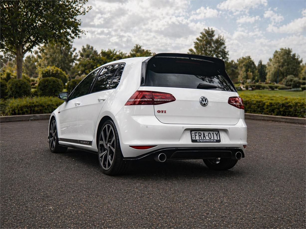 2016 Volkswagen Golf Gti 40 Years-9