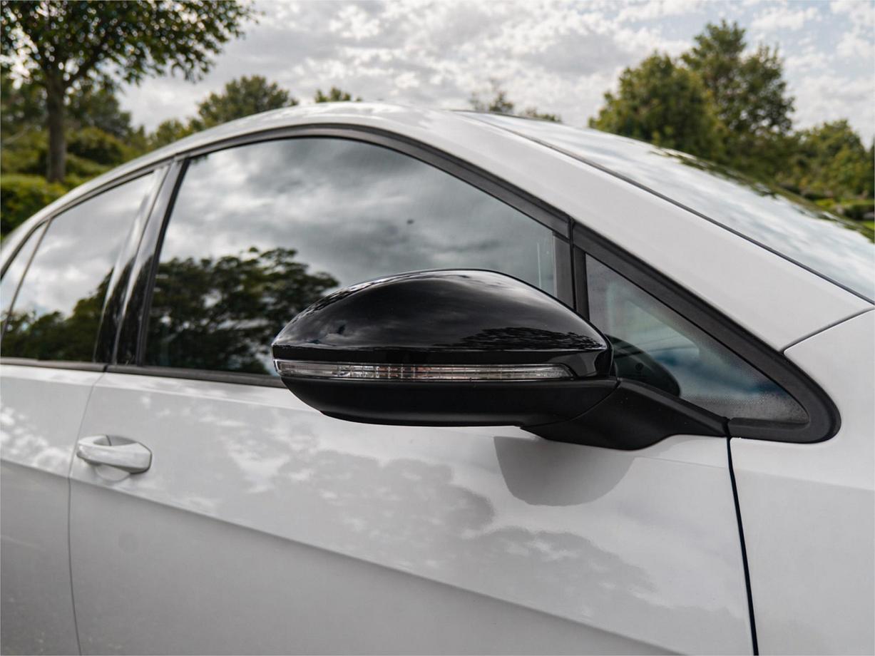 2016 Volkswagen Golf Gti 40 Years-10